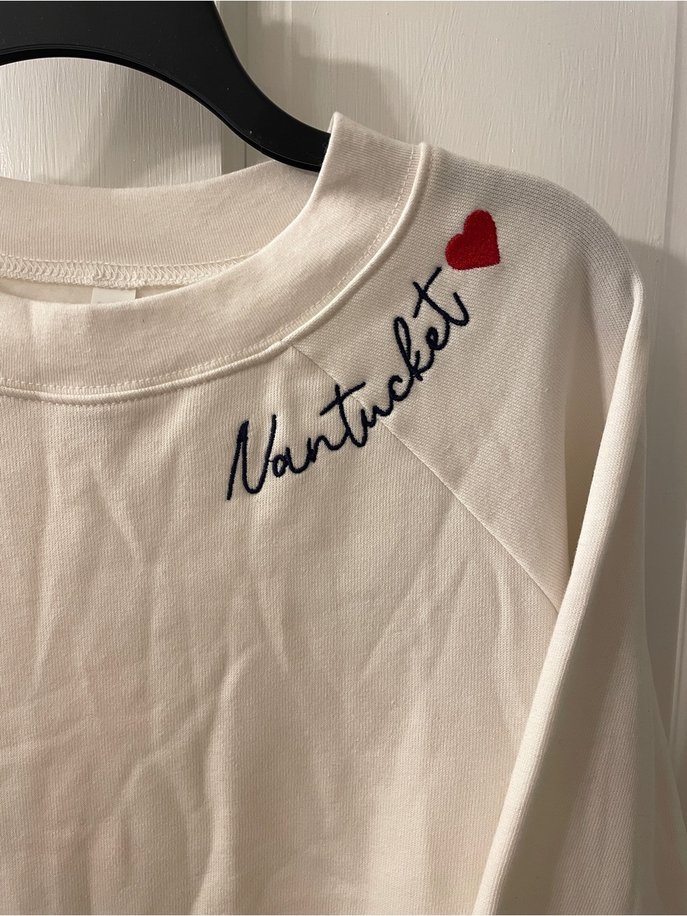 NWT I <3 Nantucket Crewneck - Picture 4 of 9